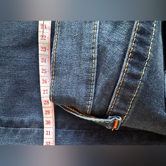 True Religion Women’s Skinny Stretch Jeans Size 24 Dark Wash Low-Rise Denim - Picture 9 of 9